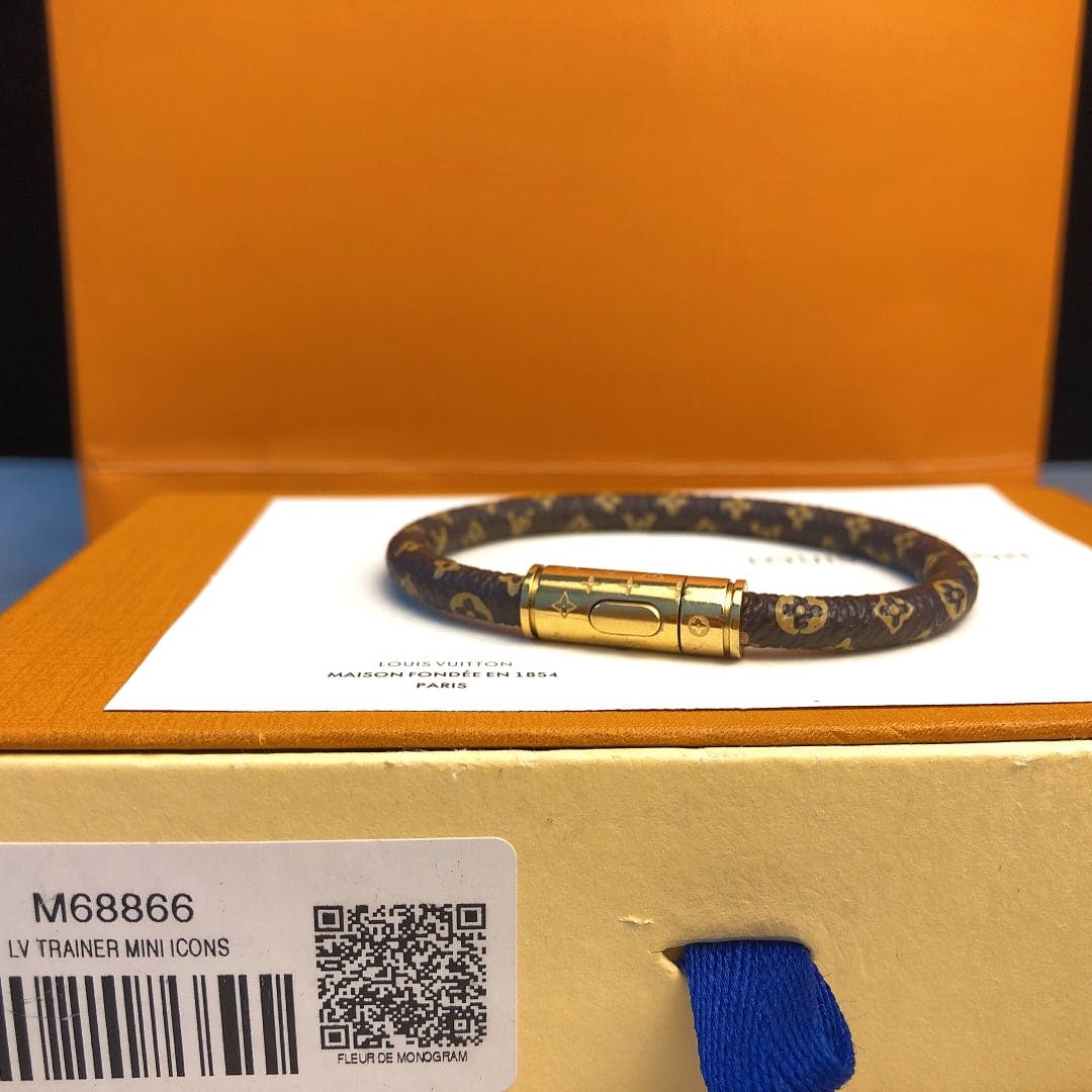 18K Louis Vuitton Keep It Bracelet
