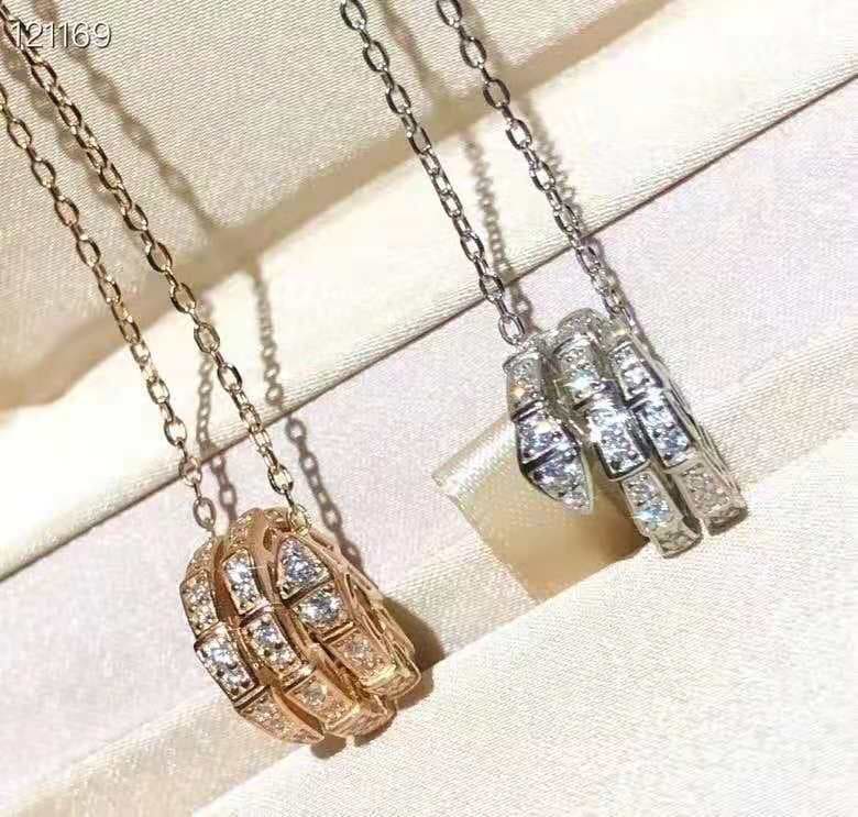 18K BVLGARI Serpenti Viper Pave Diamonds Necklace