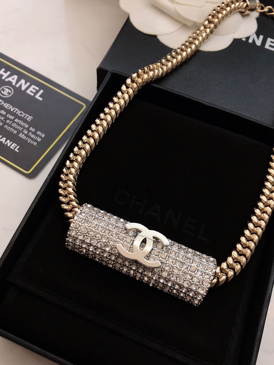 18K  Chanel Diamonds Chain Necklace