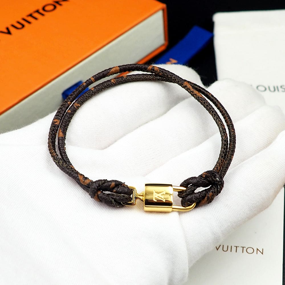 18K Louis Vuitton Lock It Again Bracelet