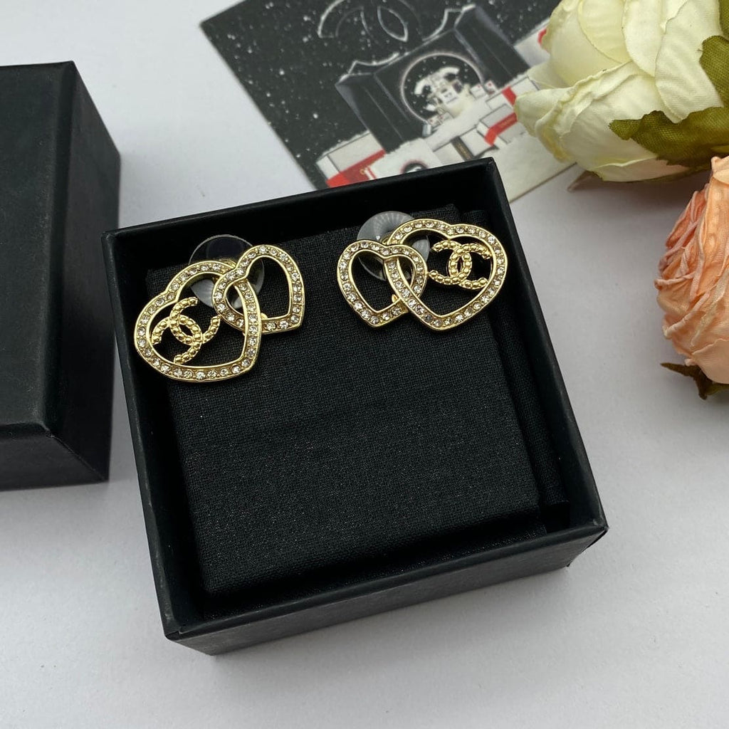 18K  Chanel Heart Diamonds Earrings