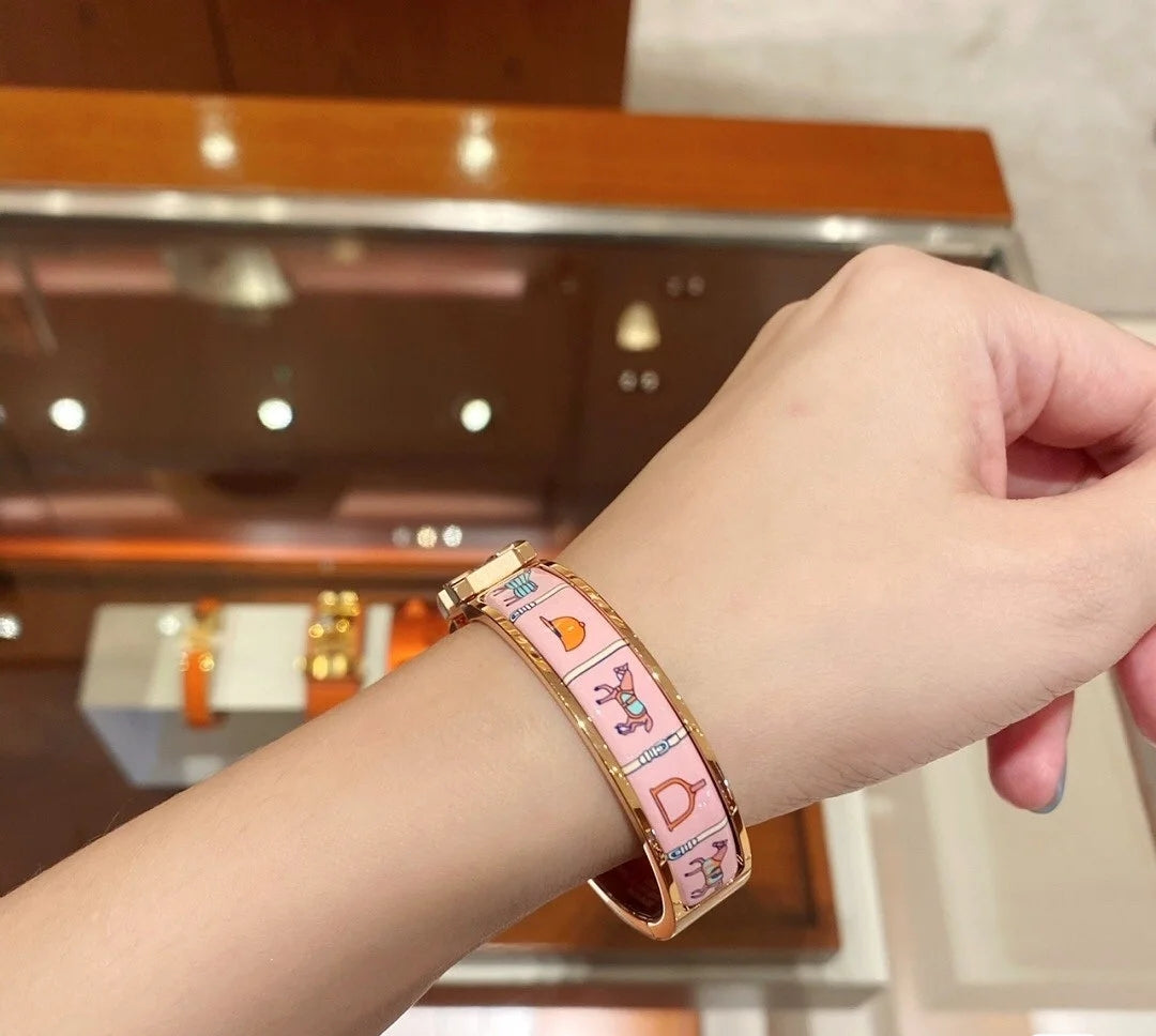 18K Clic Hermes Couvertures Bracelet
