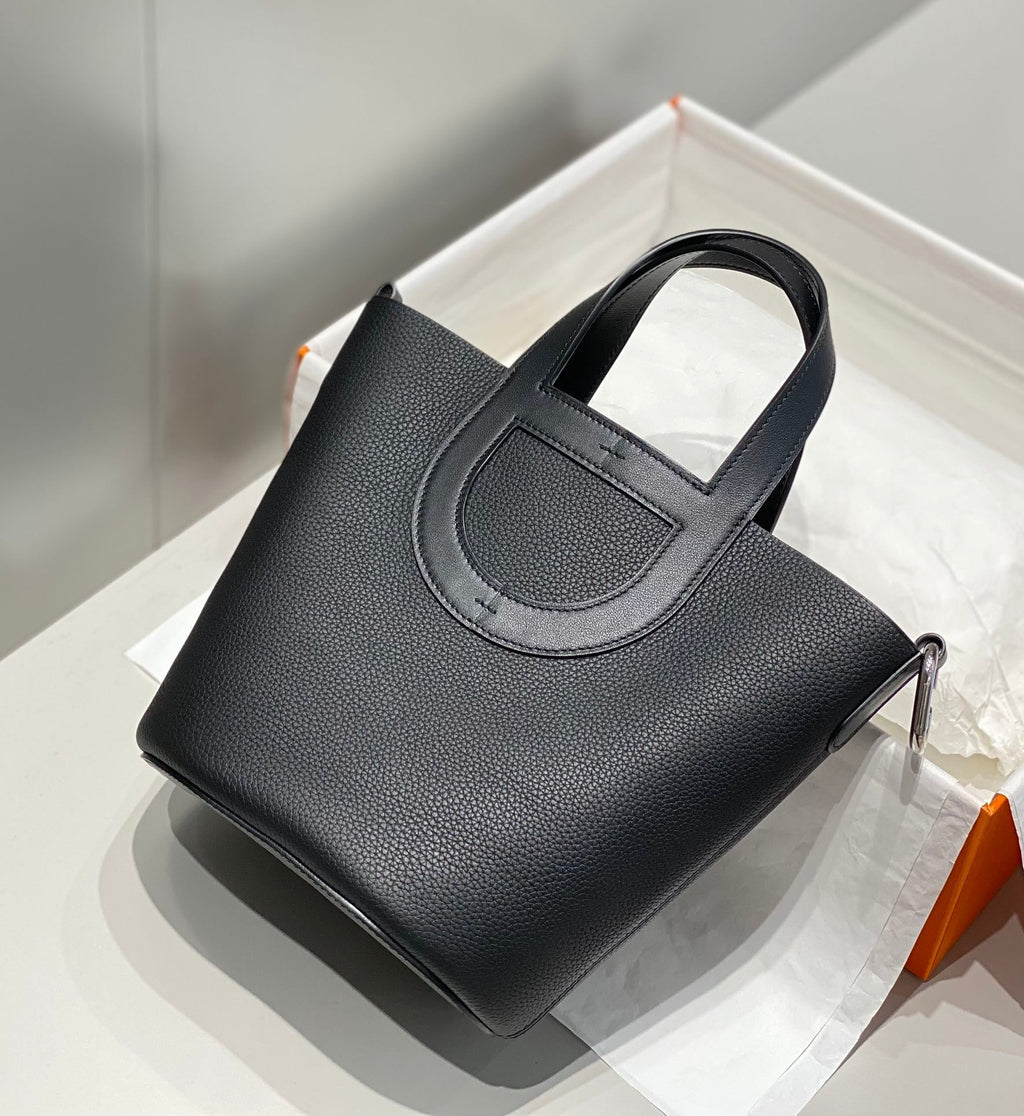 HERMES 25S IN THE LOOP 18 IN BLACK CALFSKIN SILVER HARDWARE