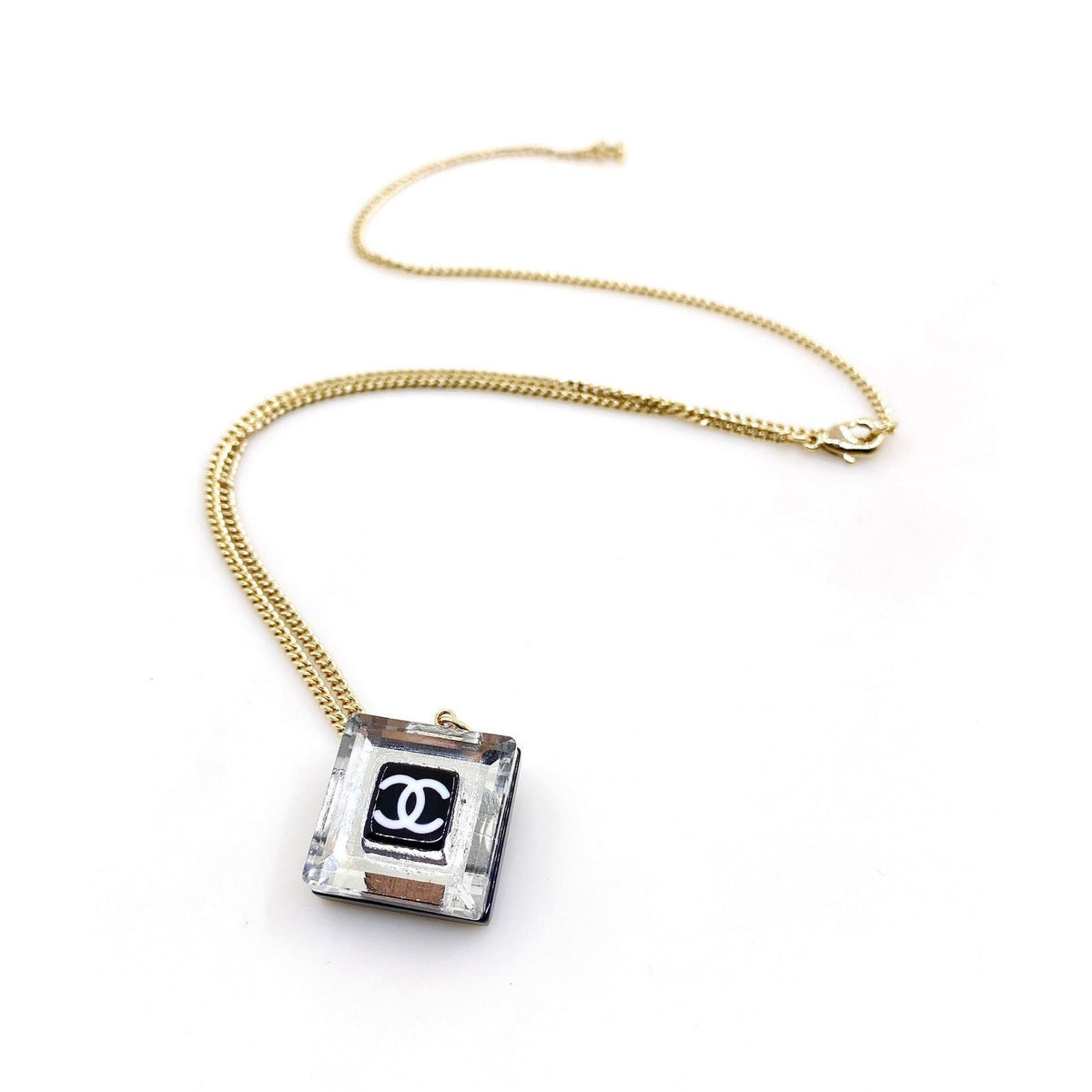 18K  Chanel Crystals Necklace