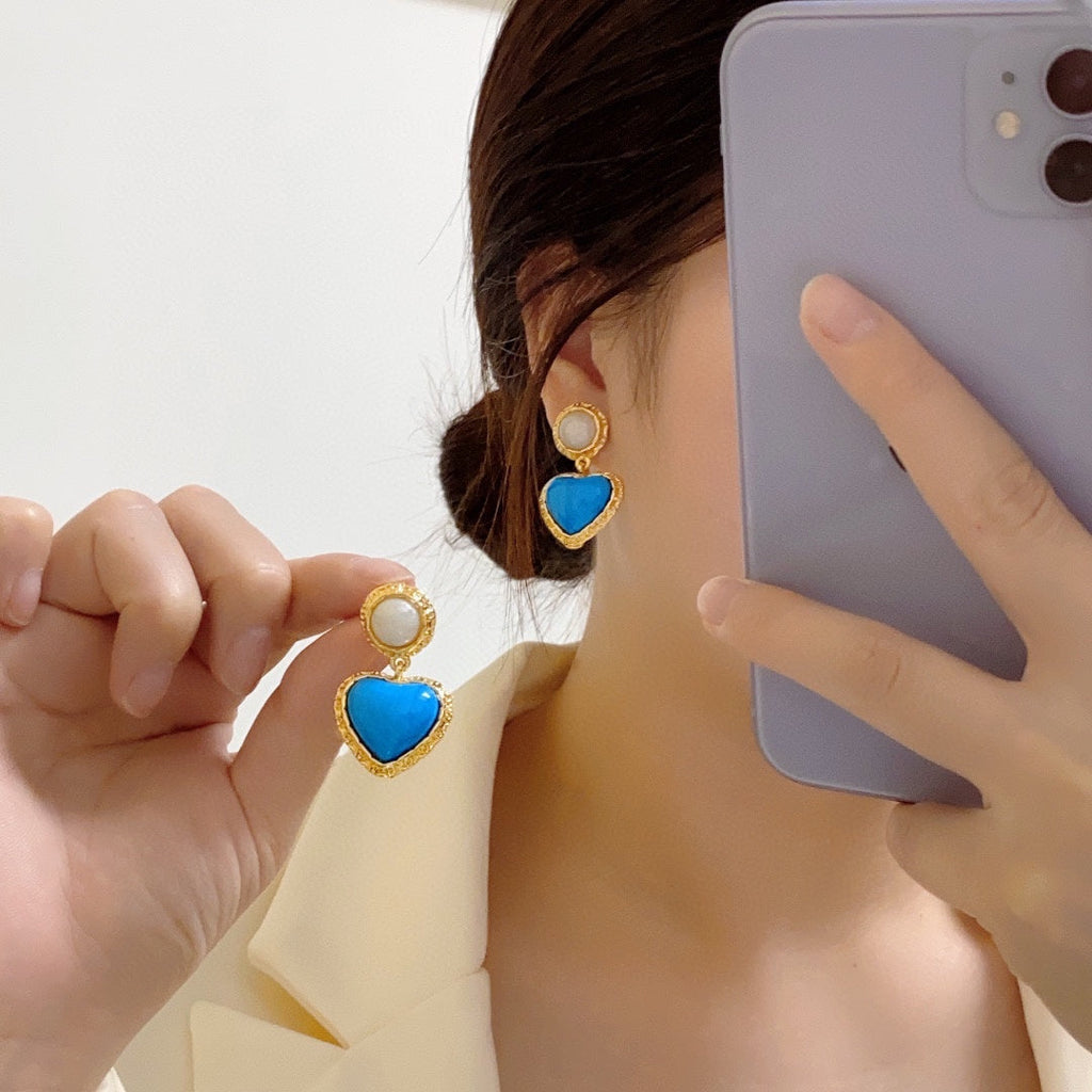 18K  Chanel Blue Heart Pearl Earrings