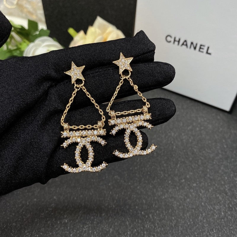 18K  Chanel Star Earrings