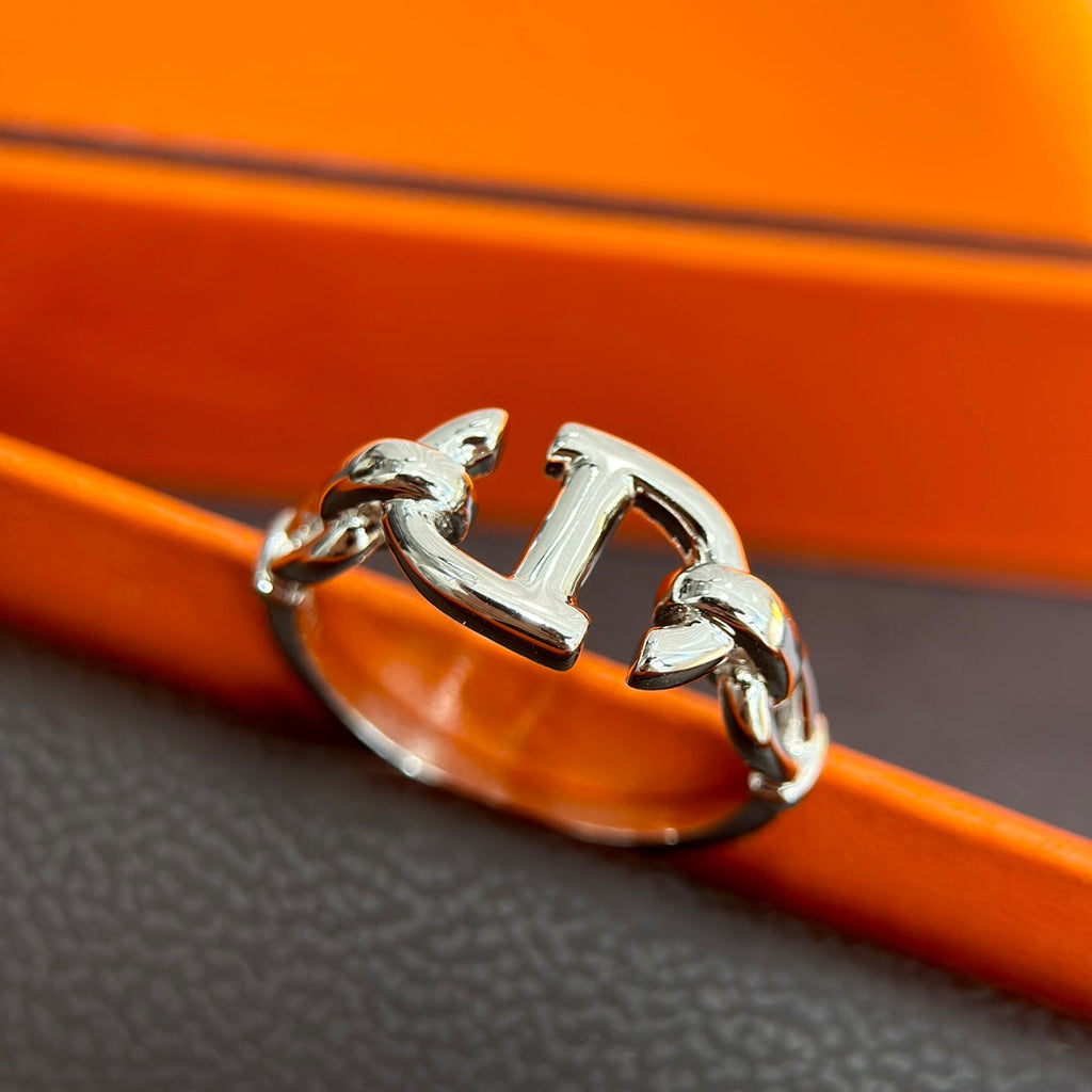 18K Farandole Hermes Ring