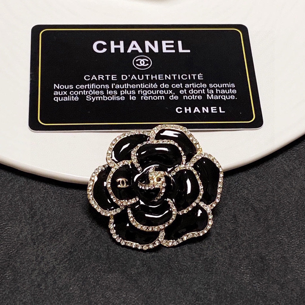 18K  Chanel Black Flower Brooch