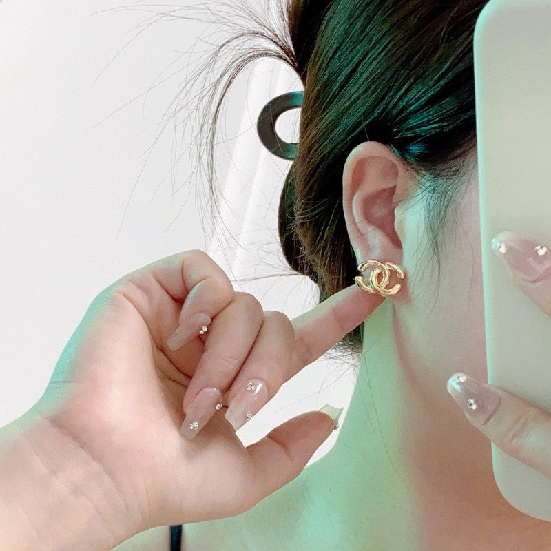 18K  Chanel Gold Earrings