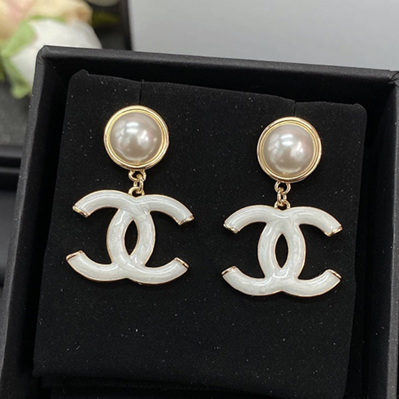 18K  Chanel White Pearl Earrings