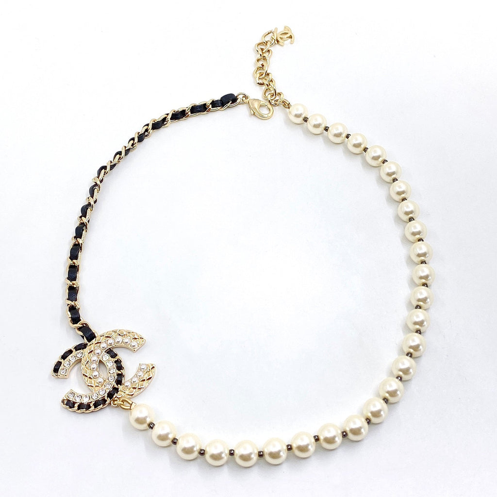 18K  Chanel Leather Pearls Necklace