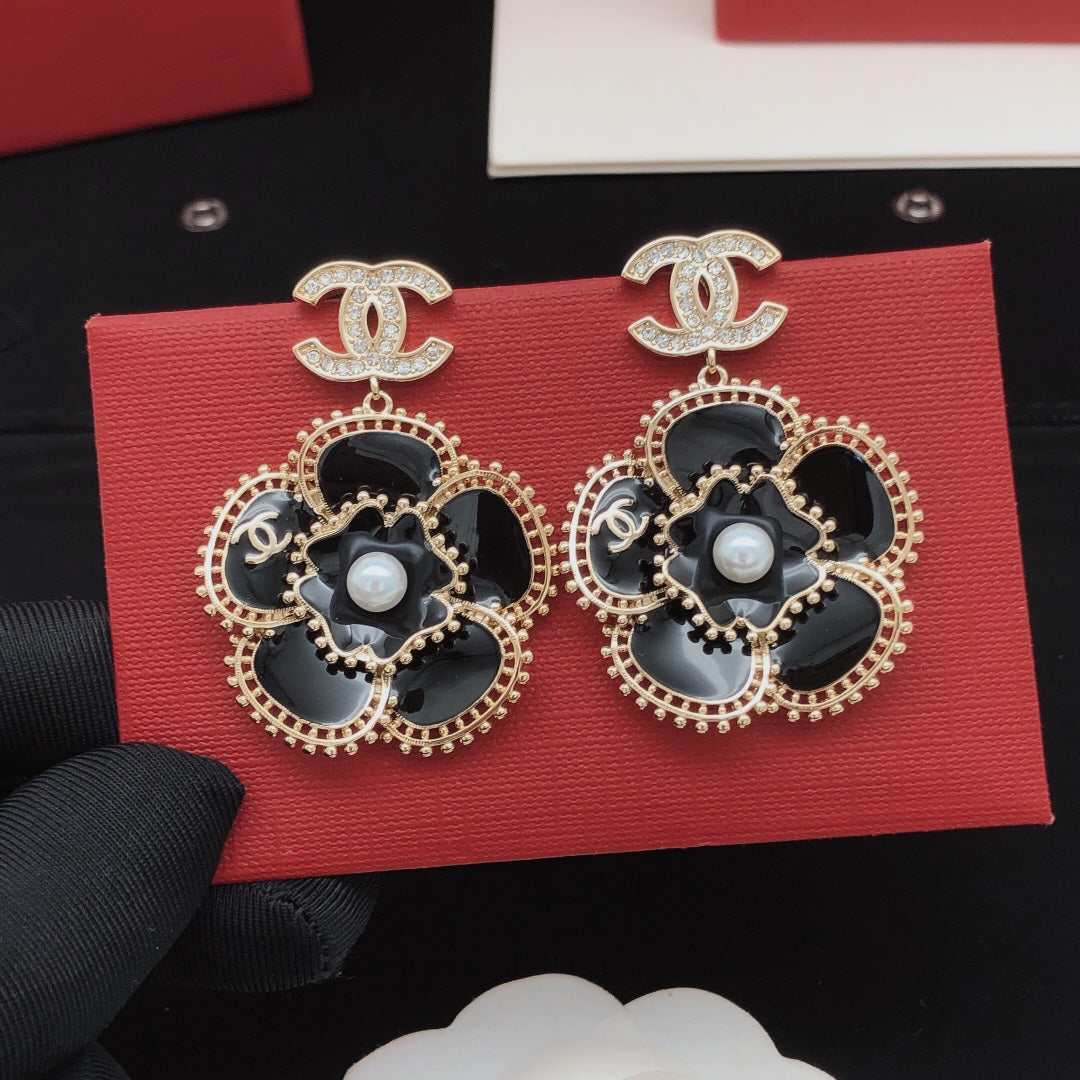 18K  Chanel Camellia Diamond Earrings