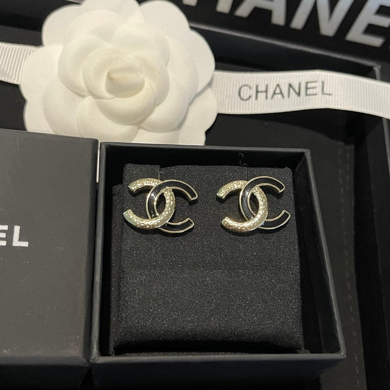 18K  Chanel 26C Black Gold Diamond Earrings