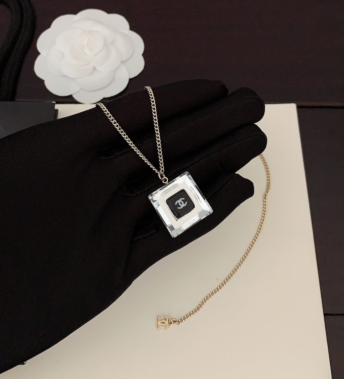 18K  Chanel Crystals Necklace