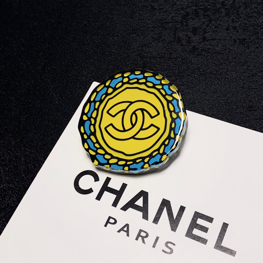18K  Chanel Color Brooch