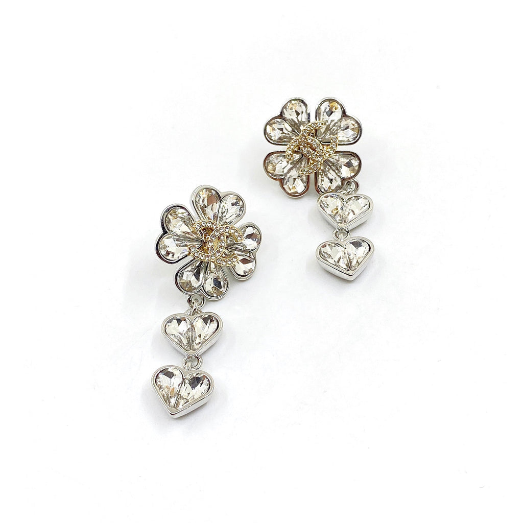 18K  Chanel Crystal Flower Earrings