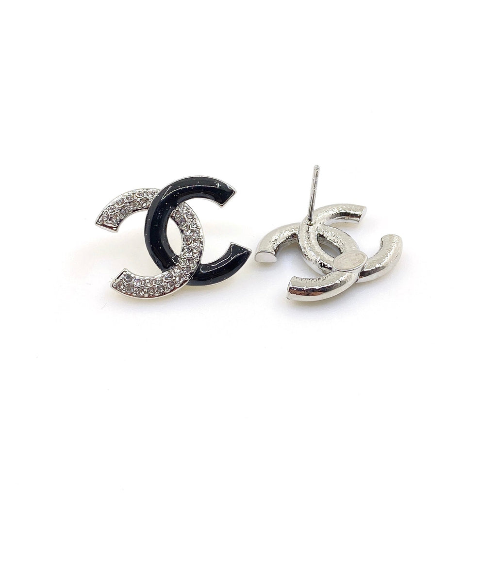 18K  Chanel Black Diamonds Earrings