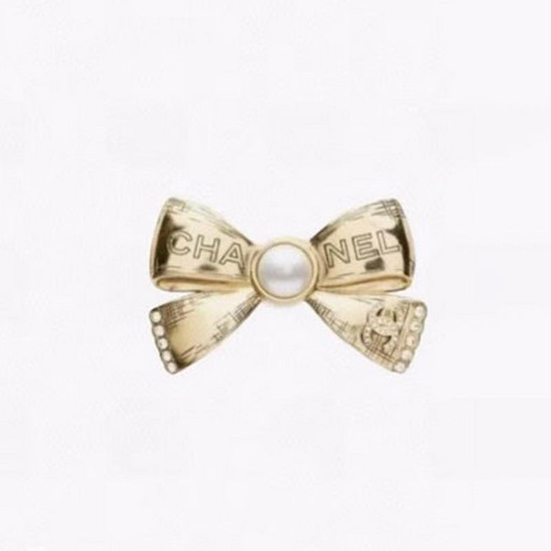 18K  Chanel Bow Tie Gold Brooch