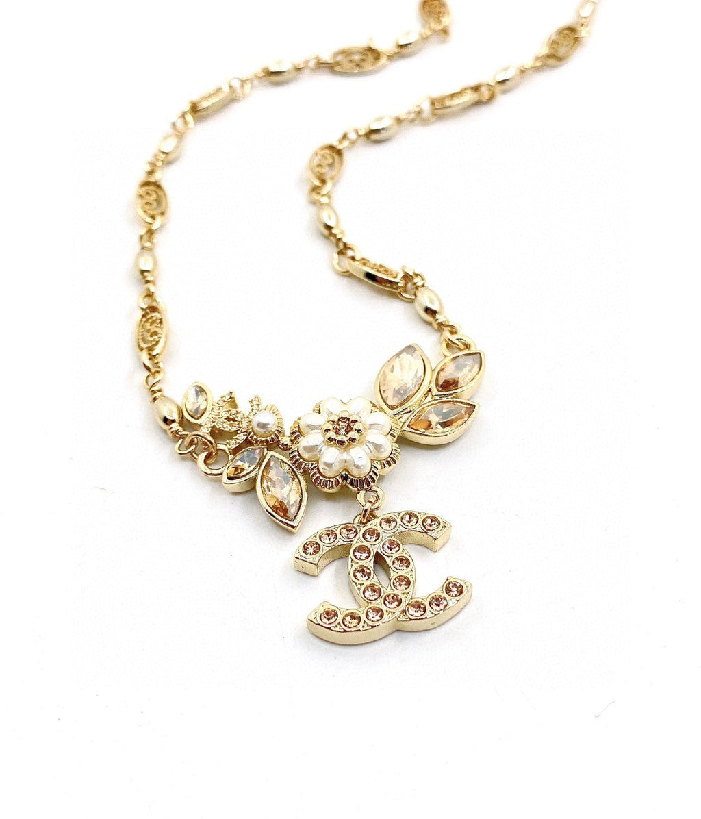 18K  Chanel Flower Diamond Necklace