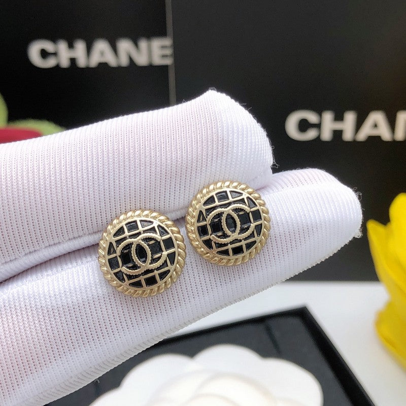 18K  Chanel Black & Gold Round Earrings