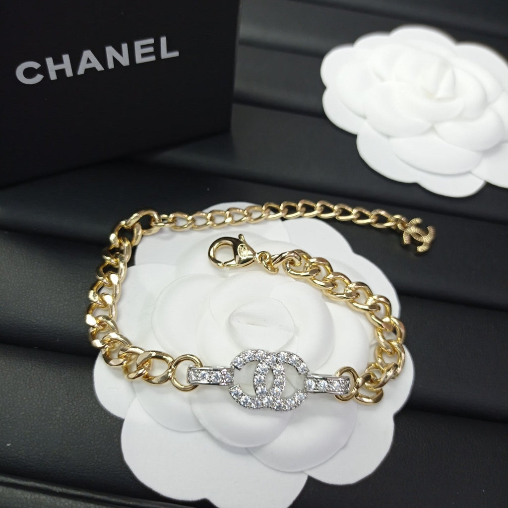 18K  Chanel Diamond Chain Bracelet