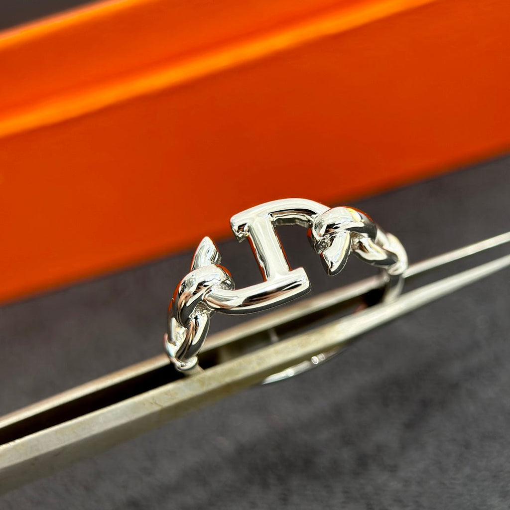 18K Farandole Hermes Ring
