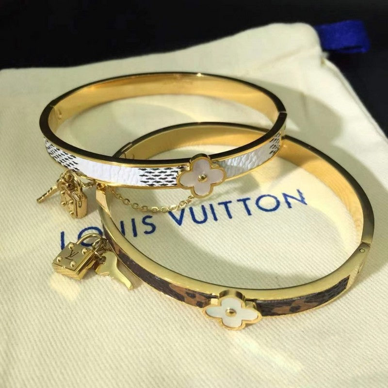 18K Louis Vuitton Blooming Bracelet