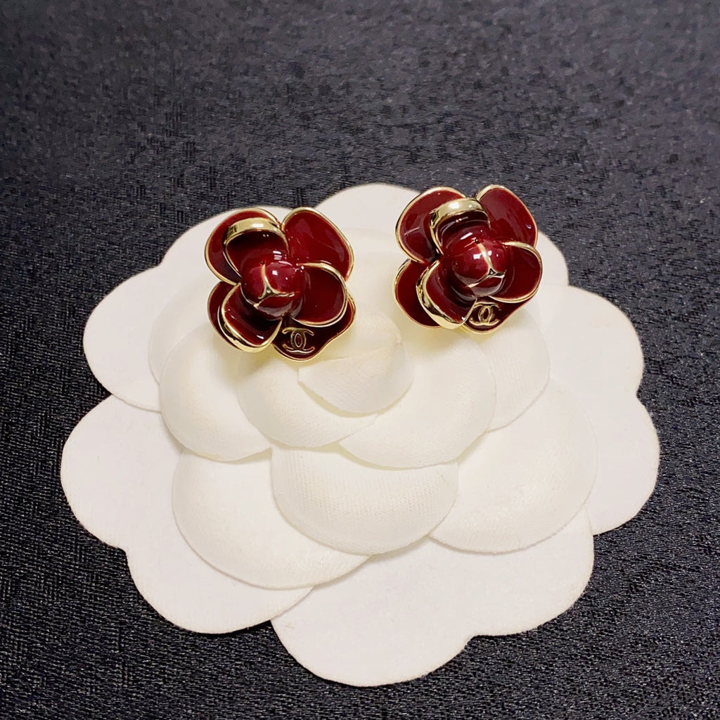 18K  Chanel Camellia Earrings