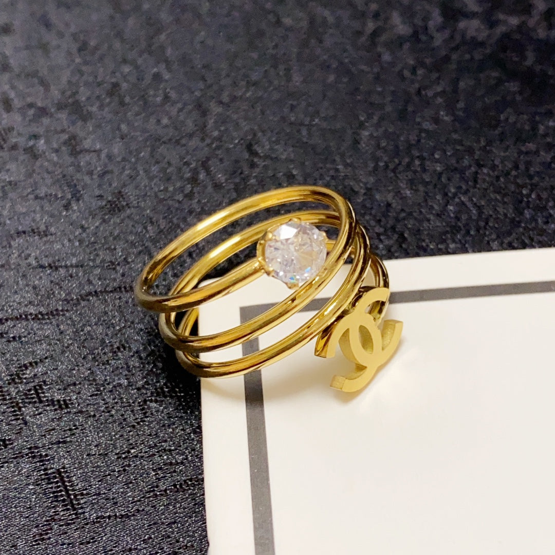 18K  Chanel Vintage Pearl Ring