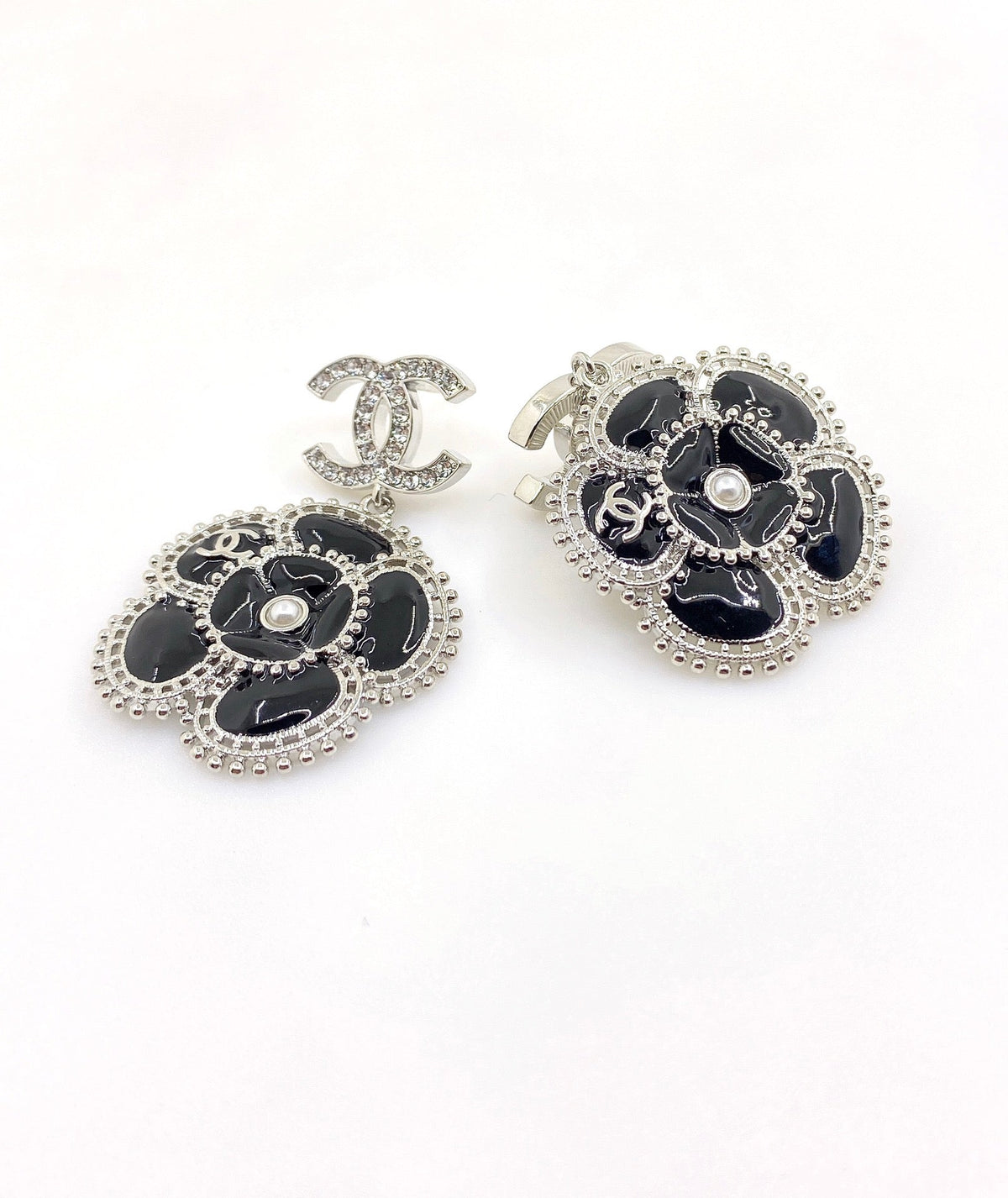 18K  Chanel Black Pearl Camellia Earrings
