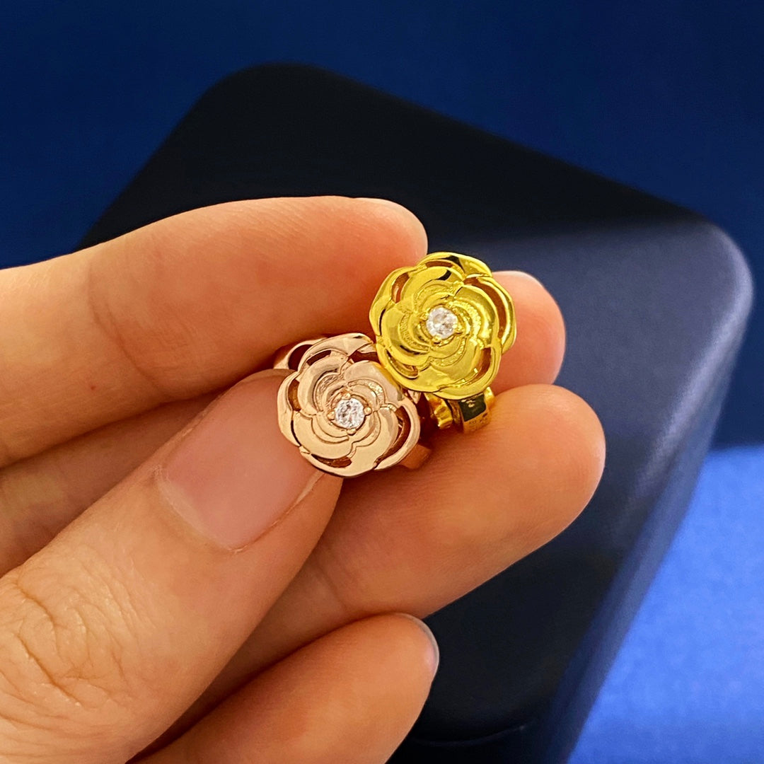 18K  Chanel Camellia Earrings