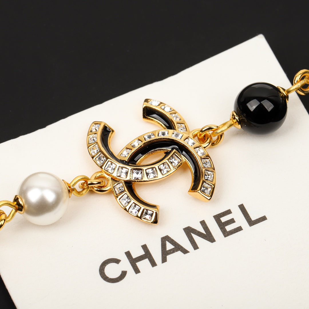 18K  Chanel Black Pearls Necklace