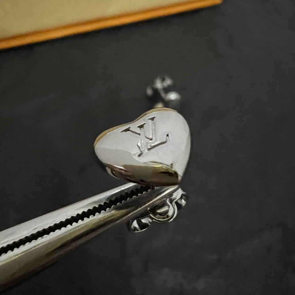 18K Louis Vuitton Heart Earrings