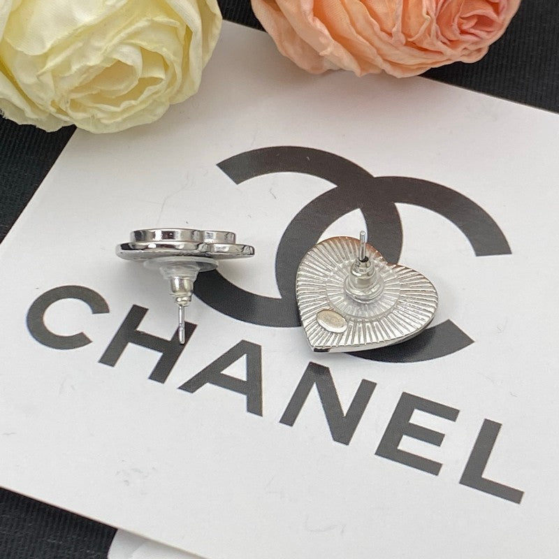 18K  Chanel Black & Red Heart Gold Earrings