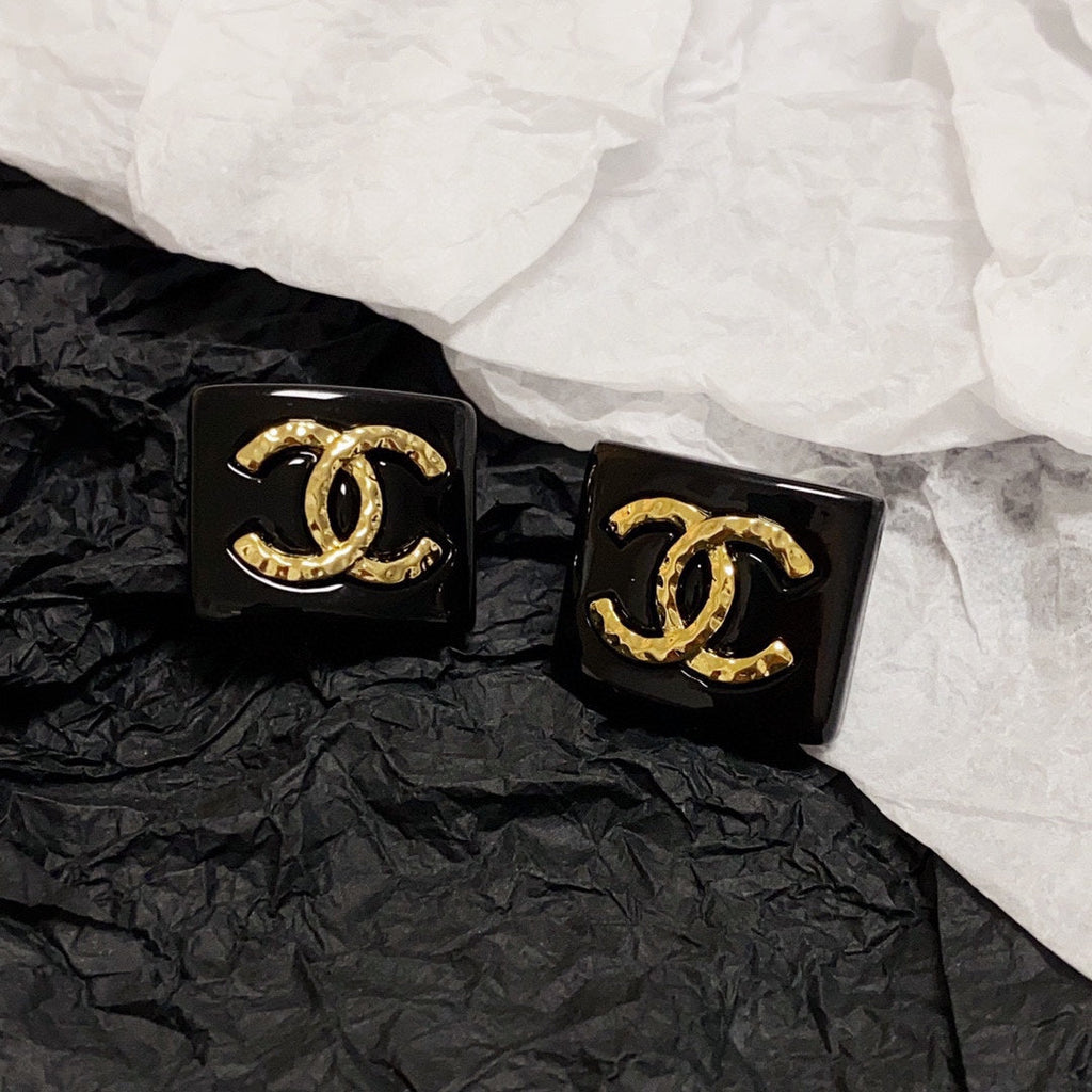 18K  Chanel Black Resin Square Earrings