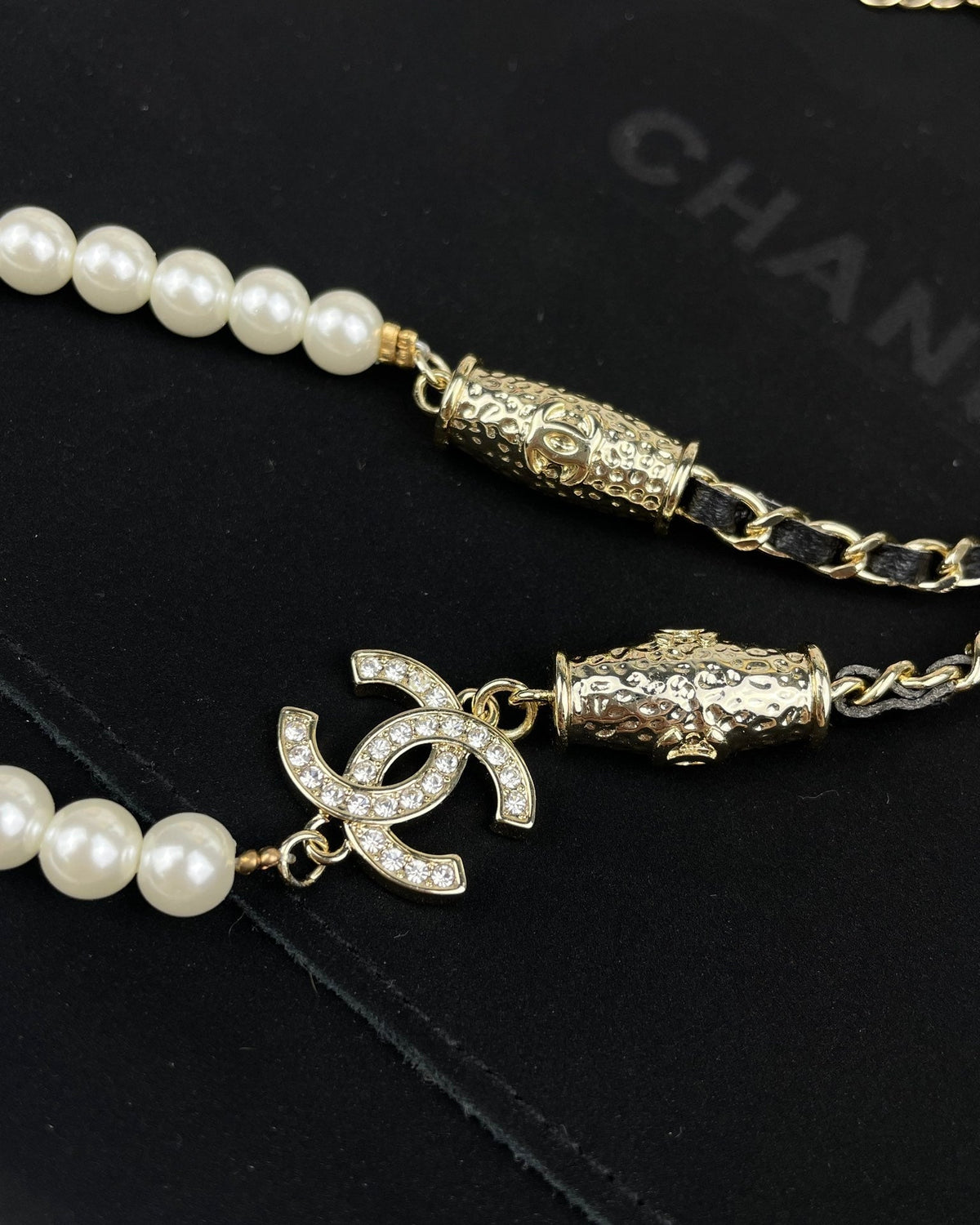 18K  Chanel Crystals Choker Necklace