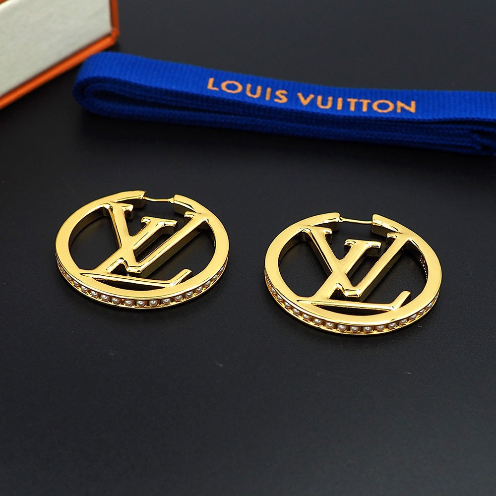 18K Louis Vuitton Louise Pearls Earrings