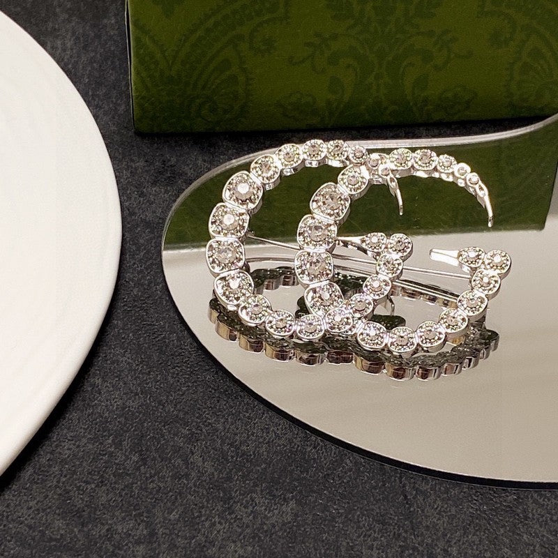 18K Double Gucci Crystal Brooch