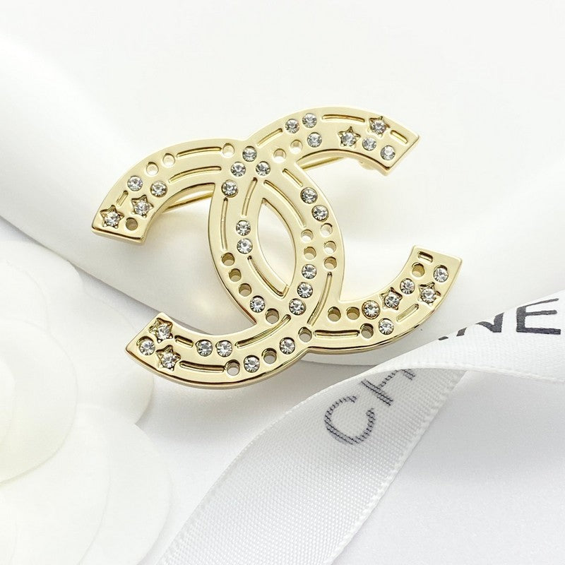 18K  Chanel 24A Diamond Gold Brooch