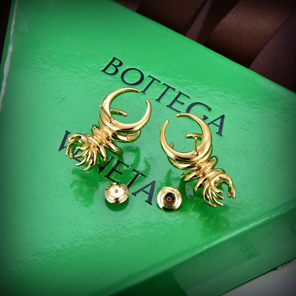 18K BVLGARI Earrings