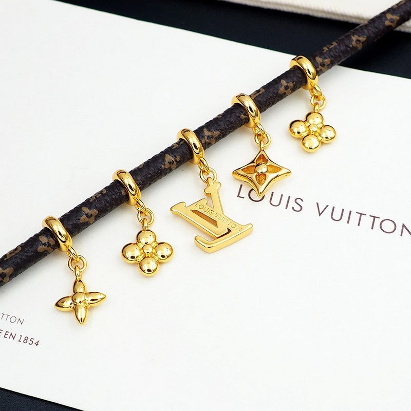 18K Louis Vuitton Blooming Bracelet